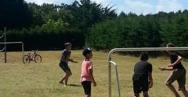 Jeux pour enfants et sports de plein air au camping le Montet à Dolus d'Oléron